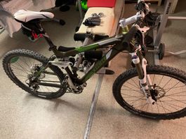 Mountainbike TREK Fuel Eight