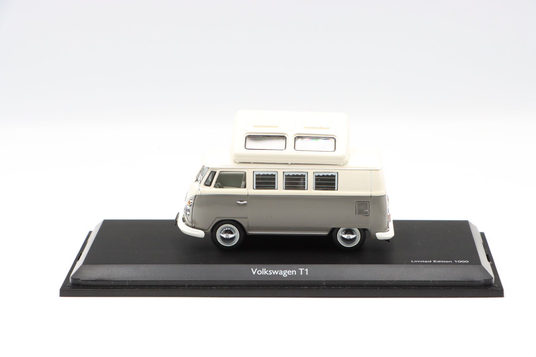 Volkswagen Modellautos: VW T1 Campingbus 1:43 Schuco – Neu und originalverpackt aus Bühl b.Aarberg von modelldiecast 6