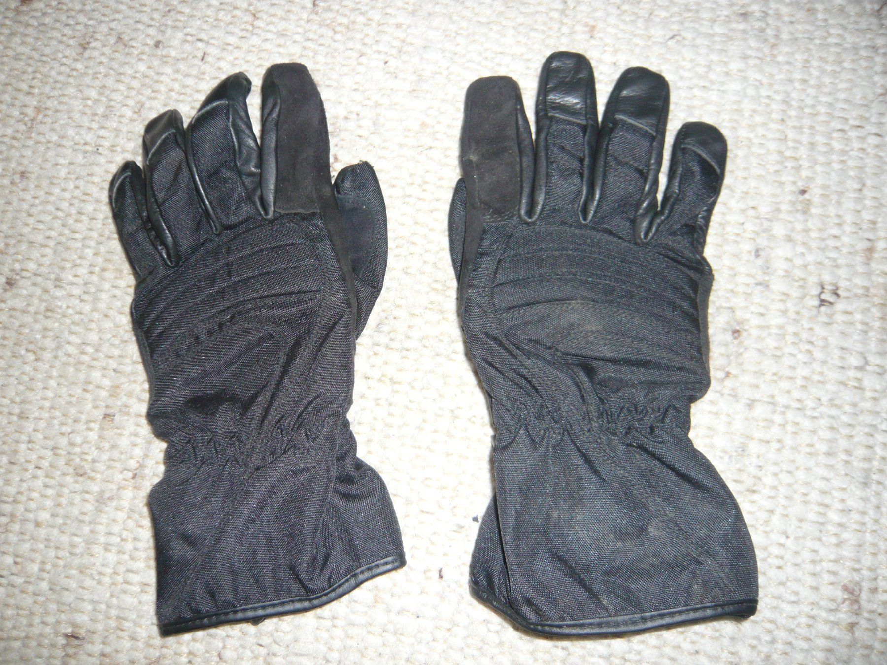 Gants & mitaines : Motorradhandschuhe – D'occasion à Ruggell par Btt