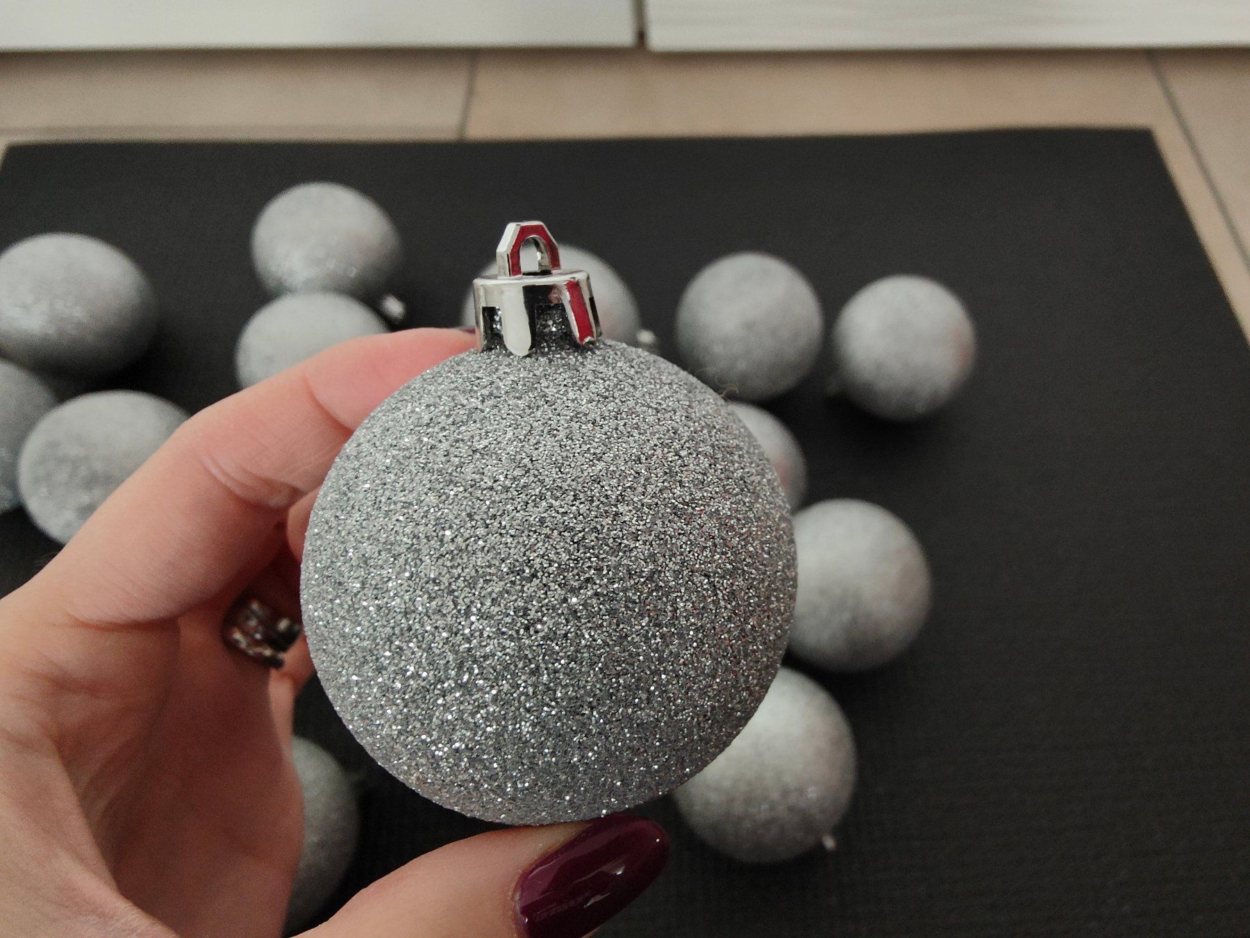 Alle Dekorationen: Weihnachtskugeln silber-glitzer – Gebraucht aus Rickenbach b. Wil von Beautiful.Things 4
