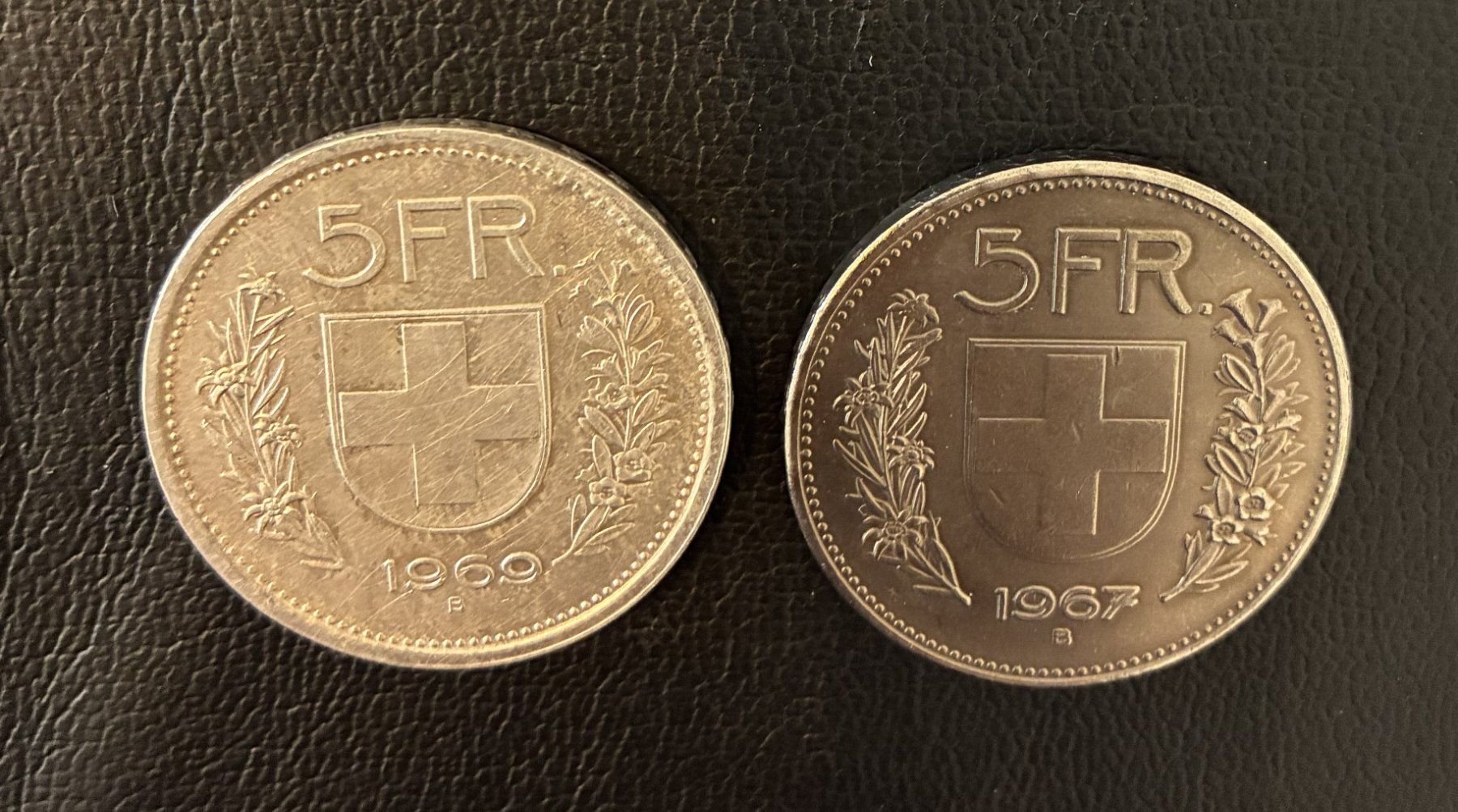 Tutti le monete: 2 Silber 5Fr. 1967 und 1969 – Usato da Köniz venduto da Habenix