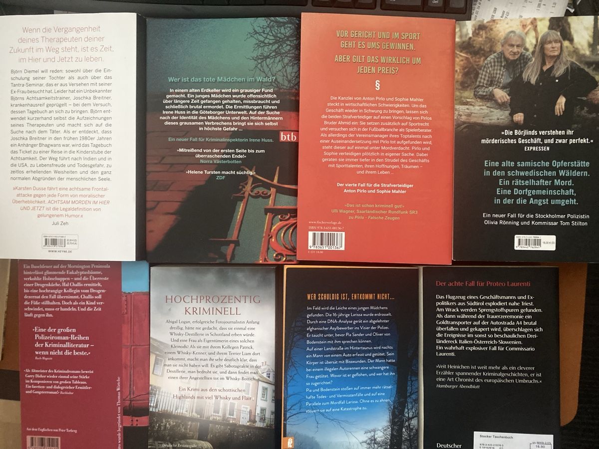 Livres: 8 spannende Krimis – D'occasion à Erlinsbach SO par Silverstorm 1