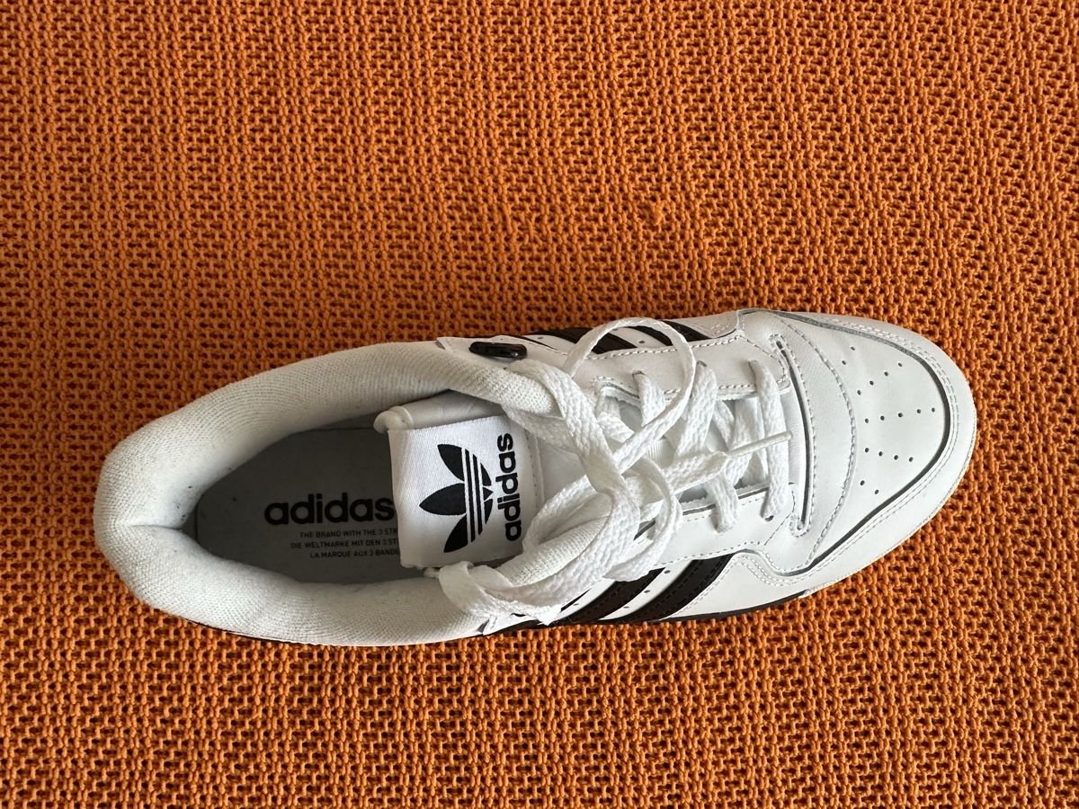 Adidas Chaussures hommes: Adidas Schuhe – Neuf (Voir description) à Gundetswil par petriheilremimartin 4