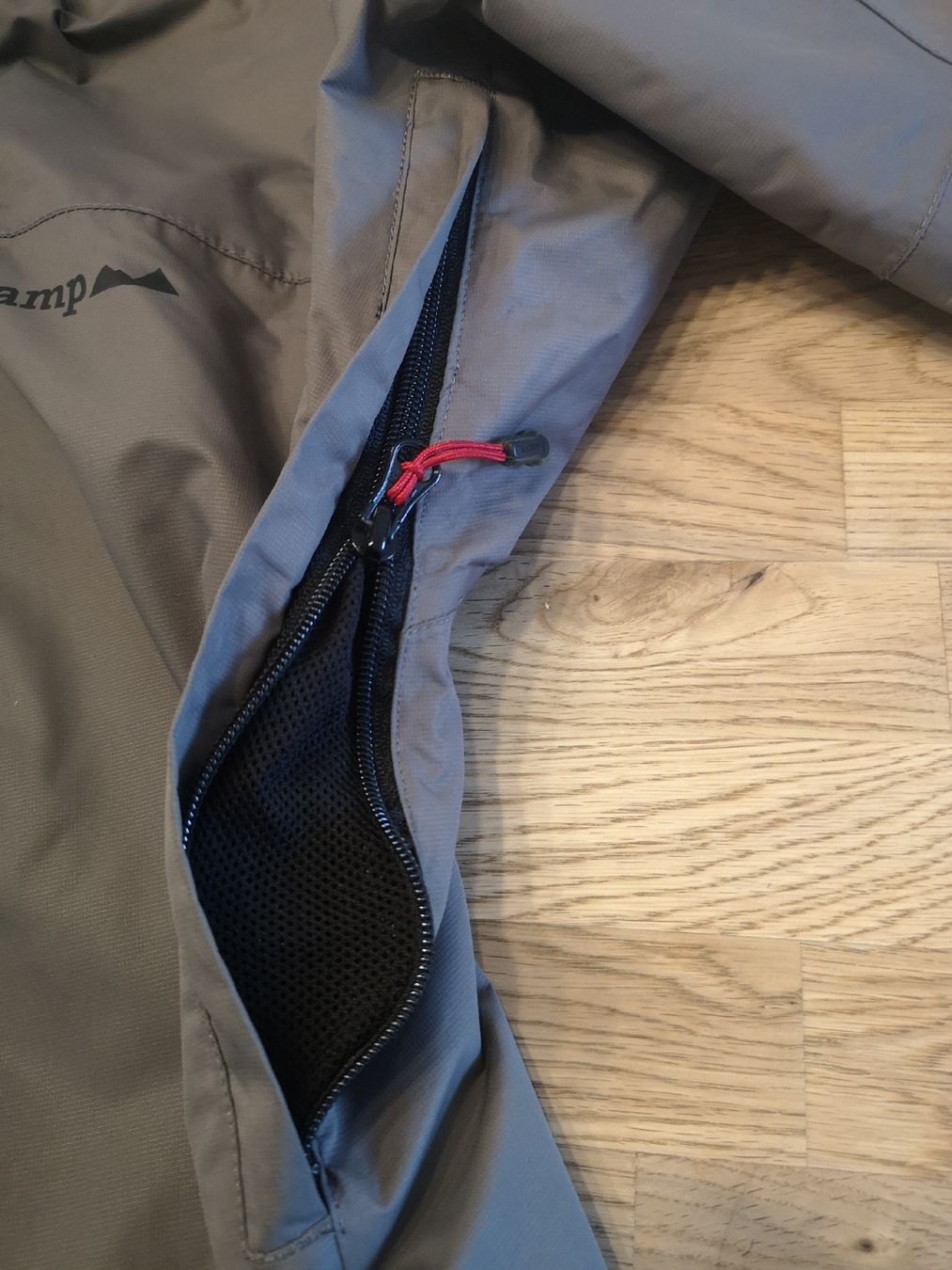 Big Tramp Jacken: Neu :Regen Jacke von Big tramp. Gr S – Neu (gemäss Beschreibung) aus Forch von Hakyboss 5