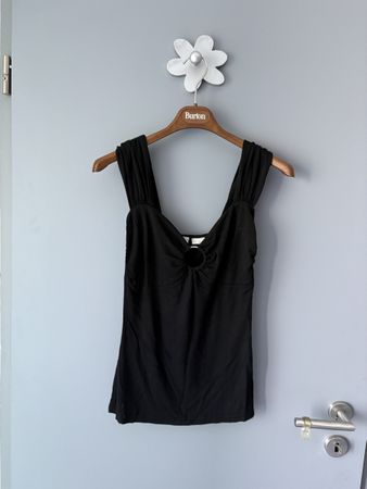 top noir taille S bon état, marque Bodyflirt