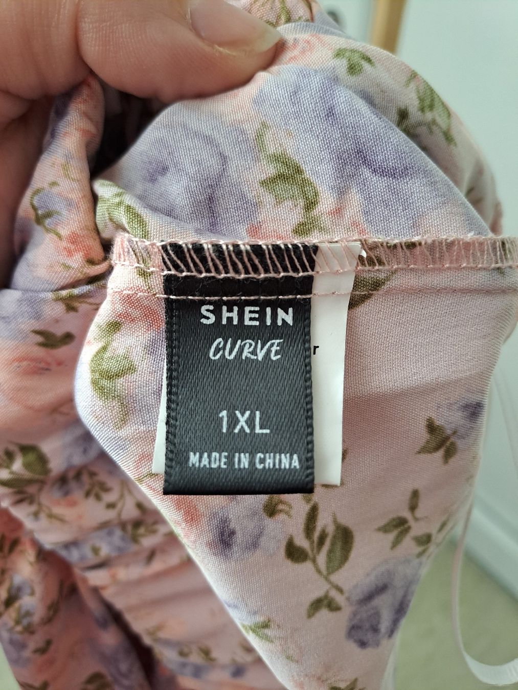 Röcke: Rock Shein Blumenmuster Gr. 1XL – Gebraucht aus Rickenbach LU von bishiida 2