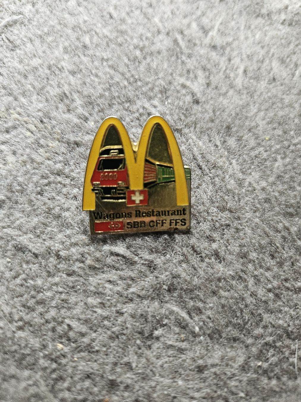 Placchette & Badge: Pin McDo Wagons Restaurant CFF SBB – Usato da La Joux FR venduto da car_ck96