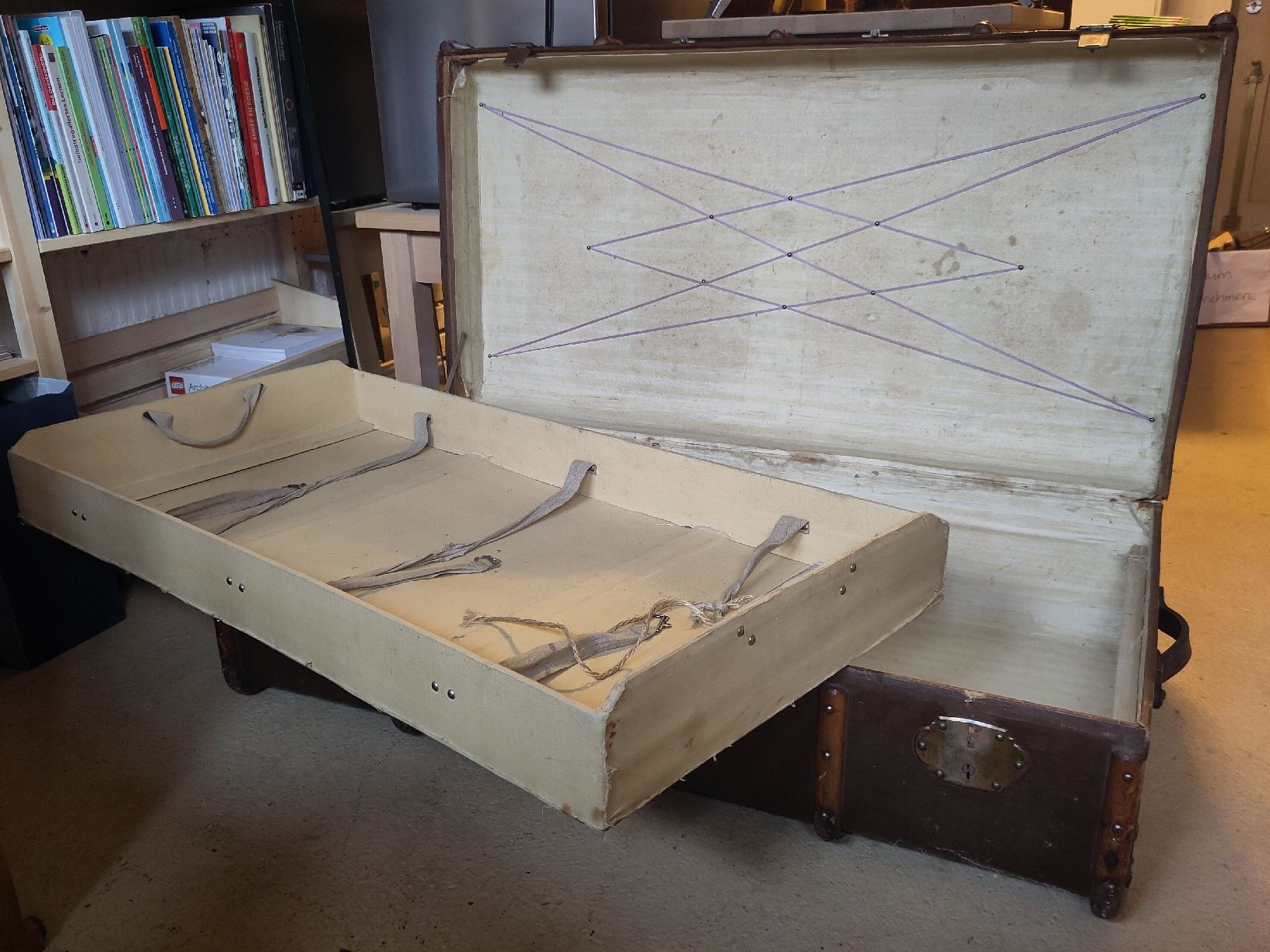 Valises de voyage: Antiker Reisekoffer – D'occasion à Staufen par nin_pf9j 4