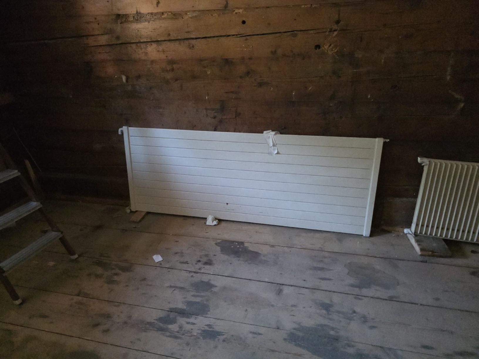 Heizgeräte: Radiator white 190x70 cm used – Gebraucht aus Zweisimmen von jun_9mrz