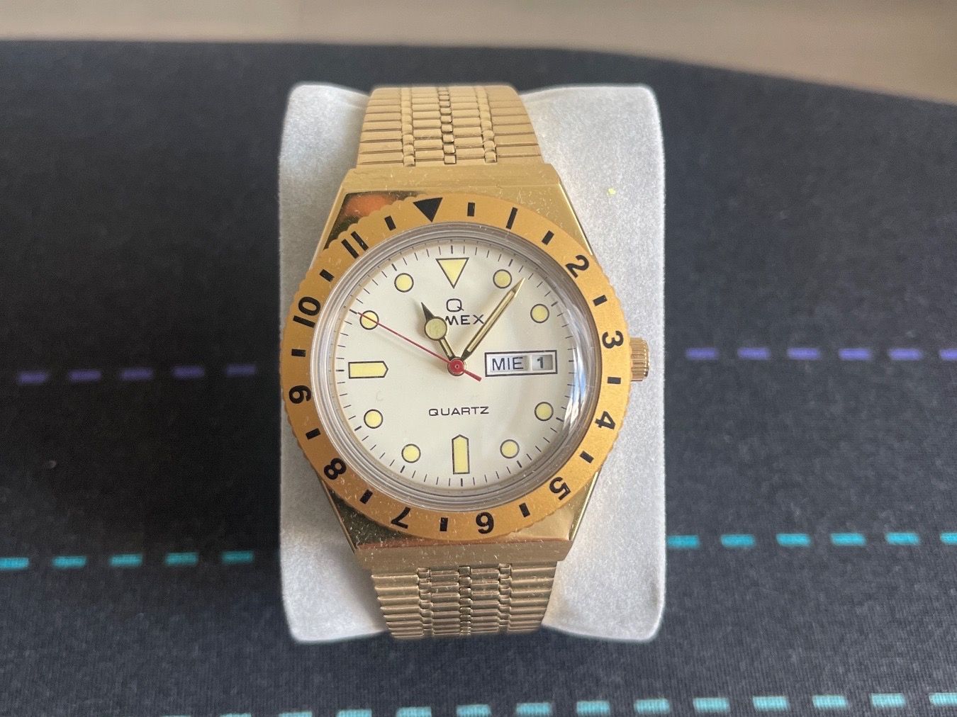 Timex Uhren: Timex Q Quartz Gold – Gebraucht aus Sempach von ADR1AN0 2