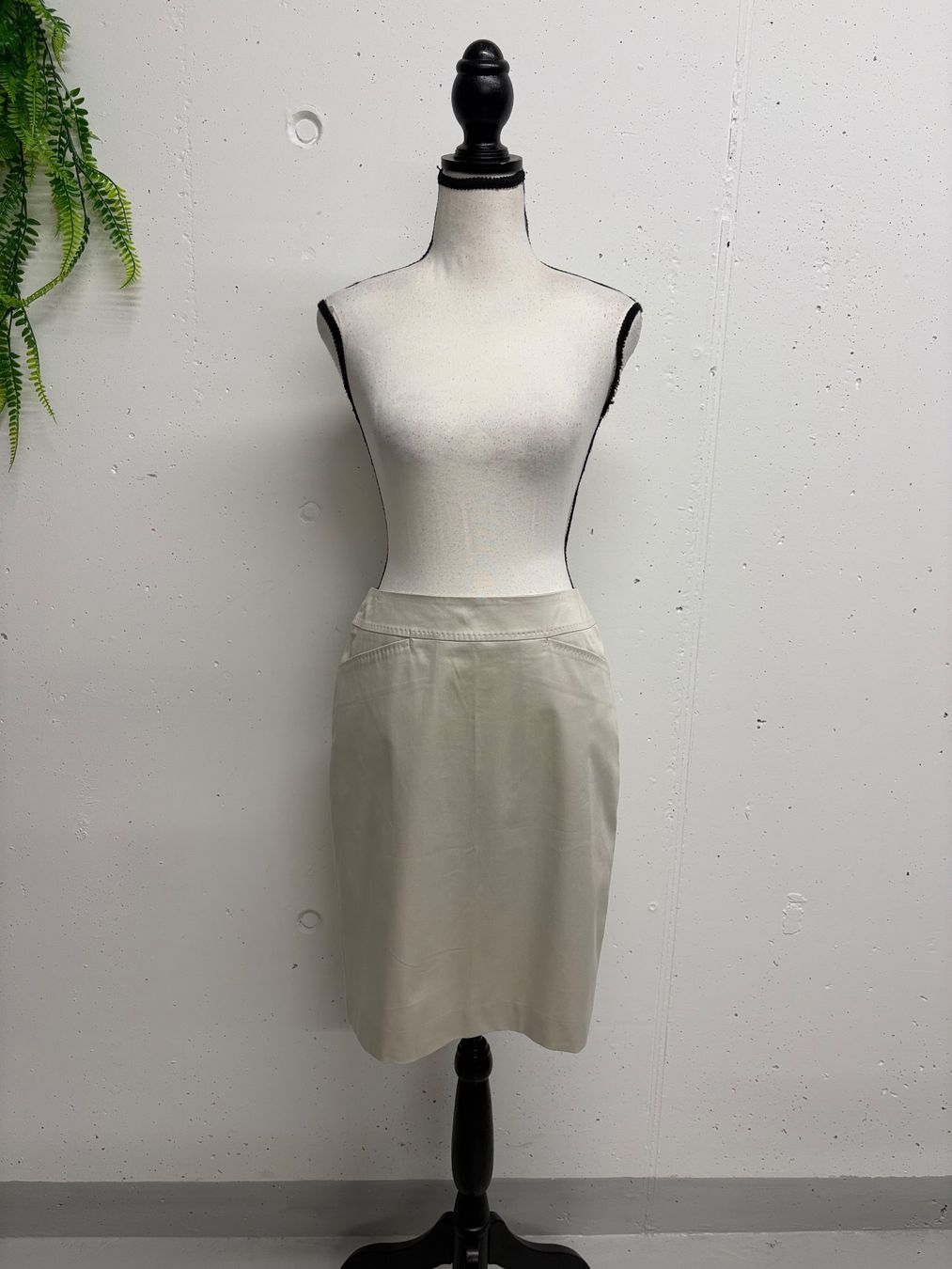 Gonne: St.Emile Bleistiftrock greige 34 grau beige Rock – Nuovo (secondo la descrizione) da Regensdorf venduto da secondchancefashion 3