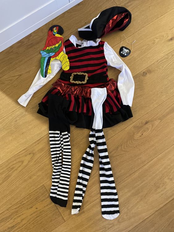 Rubies Piratenkostüm Für Kinder 8–10 Jahre – Komplett-Set Mit Top, Hose, Stirnband & Rotem Gürtel