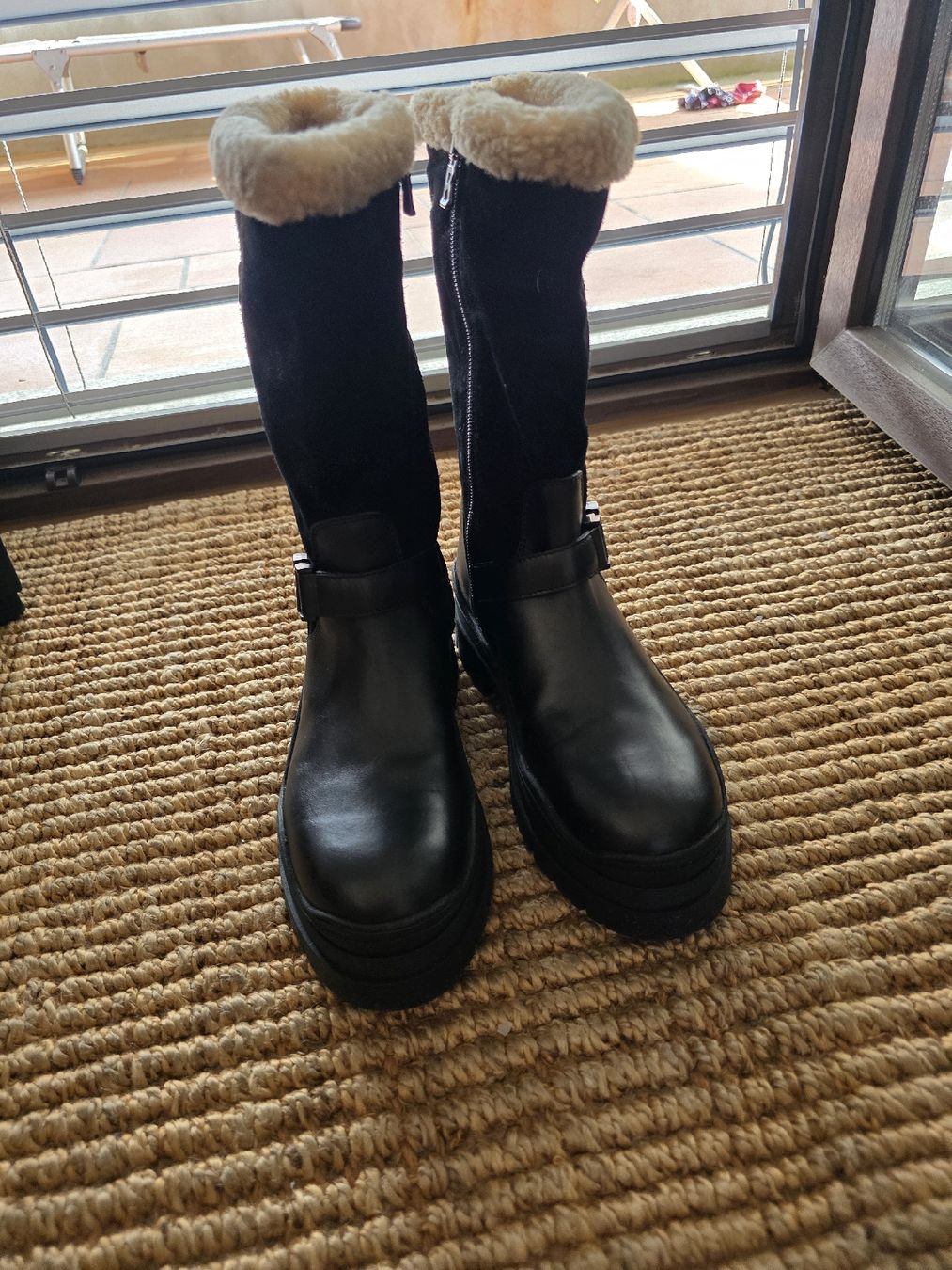 Bogner Scarpe da donna: Bogner pelle nera con pelliccia calda 38 – Nuovo e nell'imballaggio originale da Massagno venduto da let_6pgs 1