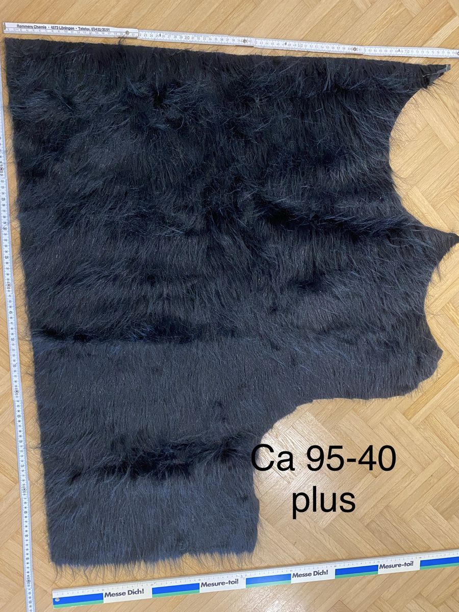 Stoffe: Fellimitat Stoff schwarz ca 95-40cm / Bastel-Fasnacht – Neu (gemäss Beschreibung) aus Flawil von sonnengeist 3