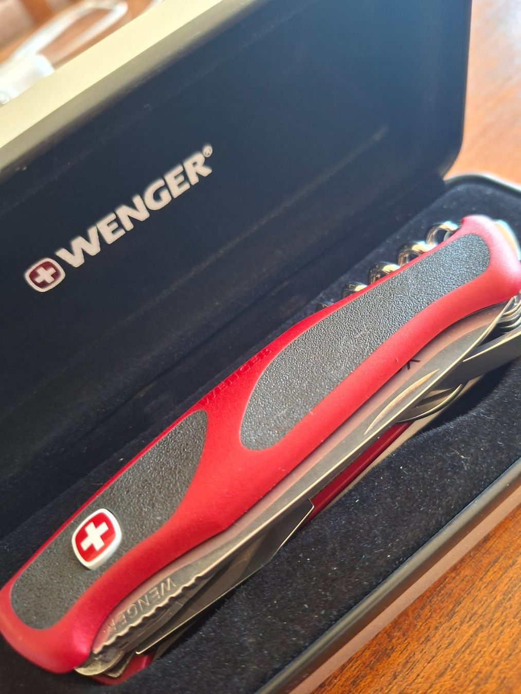 Wenger Coltelli tascabile: Wenger Pocket Knife RangerGrip – Nuovo e nell'imballaggio originale da Tannay venduto da yann1avr10
