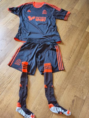 Adidas Olympique Marseille Set Trikot, Hose & Stutzen