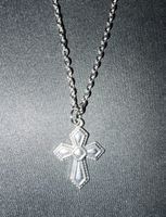 Collier croix argenté
