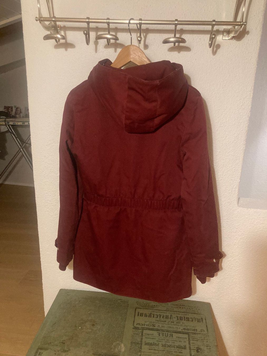 Mint & Berry Cappotti: Parka weinrot mint&berry – Usato da Winterthur venduto da Capriice 1