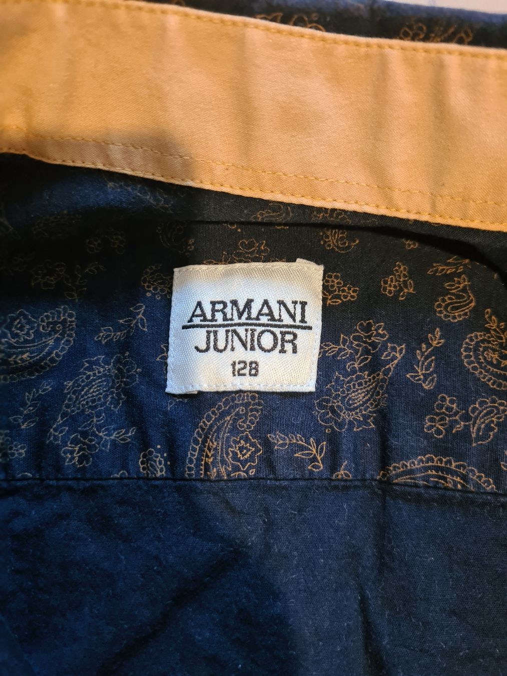 Armani Camicie, T-shirt & Polo: Chemise Armani 128cm - 8 ans – Usato da Killwangen venduto da ame_ffd8 2