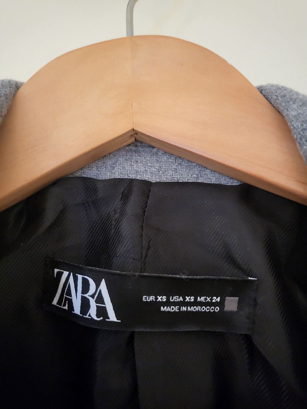 Zara Mäntel: Mantel – Neu (gemäss Beschreibung) aus Kirchberg SG von she_lq9l 1