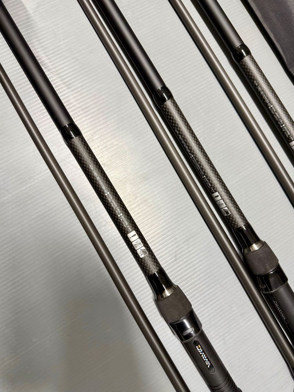 Daiwa Canne da pesca: 3x Daiwa 3.60m Karpfenruten – Nuovo e nell'imballaggio originale da Trimbach venduto da duri.. 1