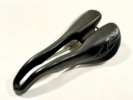 IXS striker pro INOX Sattel saddle TOPZUSTAND 2603