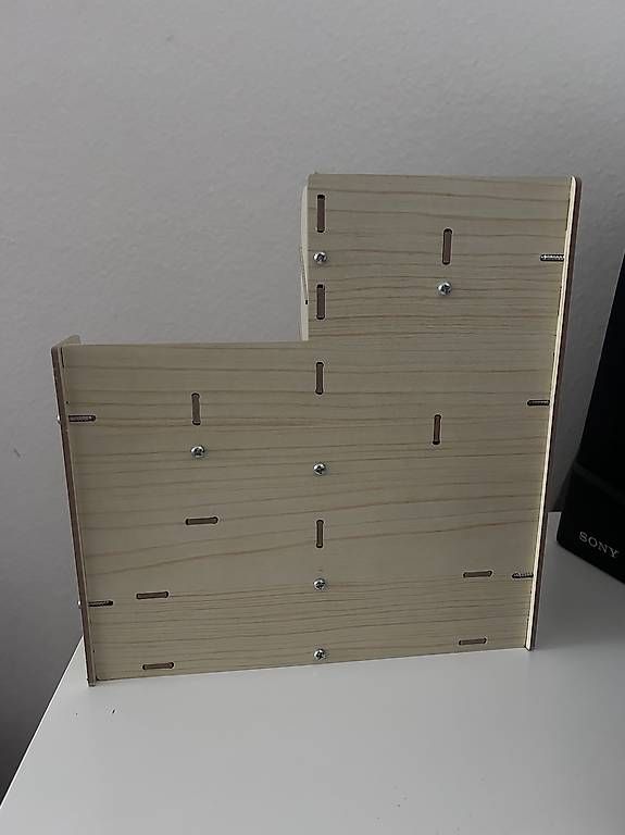 Fixations: Praktischer Stiftehalter aus Holz – D'occasion à Basel par tsulih 3