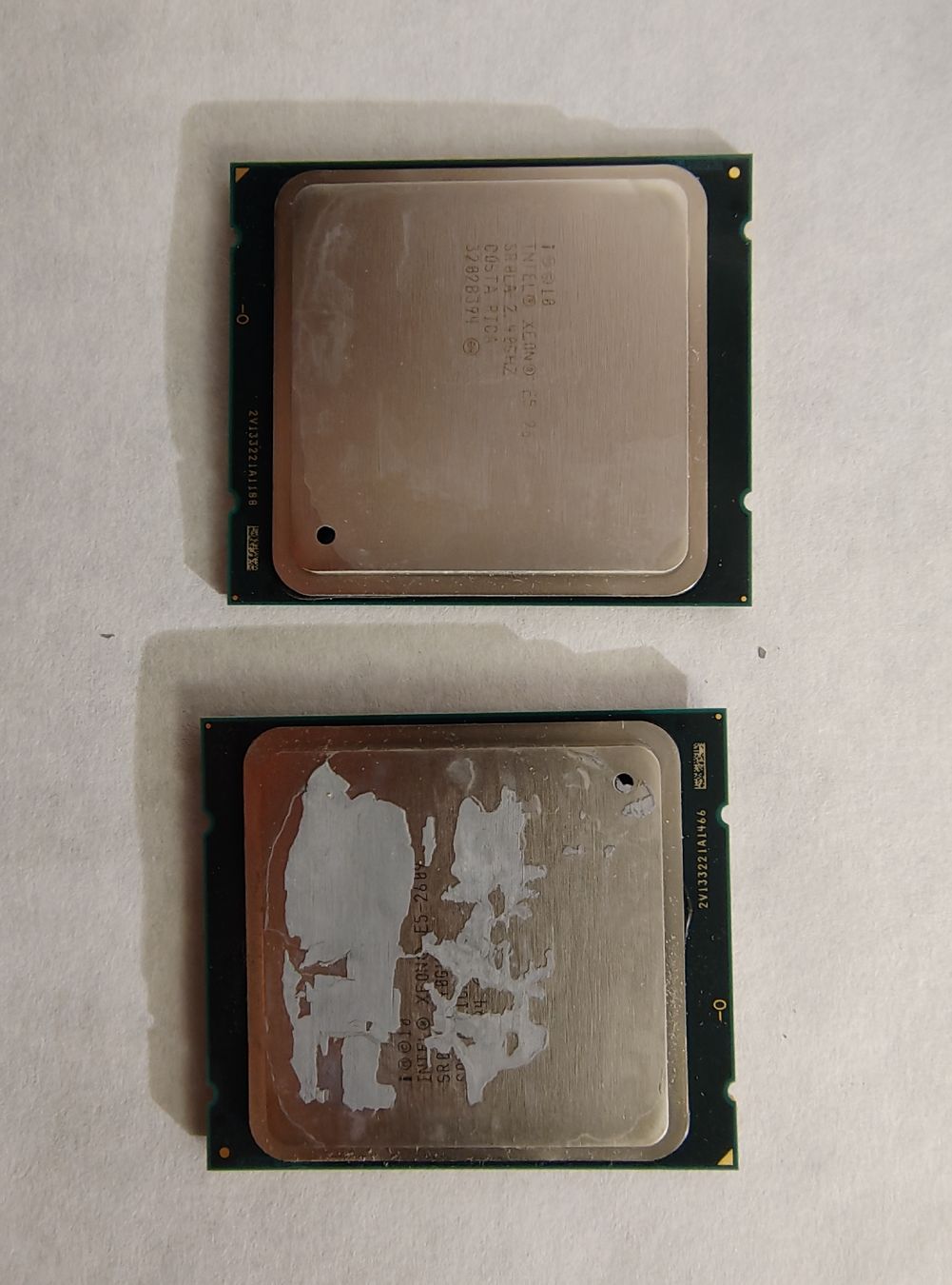Intel Componenti elettronici: 2x Intel Xeon E5-2609 Processors 2.40GHz Used – Usato da Zürich venduto da lastsec 1