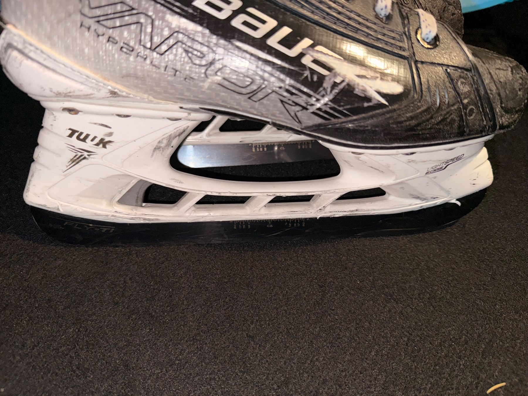 Bauer Patins à glace: Patin Bauer Hyperlite 2 – D'occasion à Bévilard par min_Bron 4