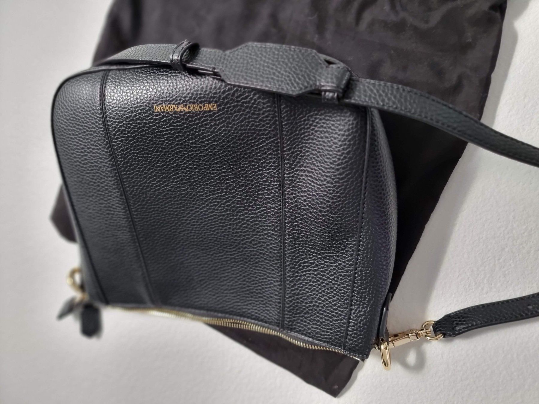 Taschen für Damen: neue Armani Jeans tasche – Neu (gemäss Beschreibung) aus bellinzona von zeus6535 6