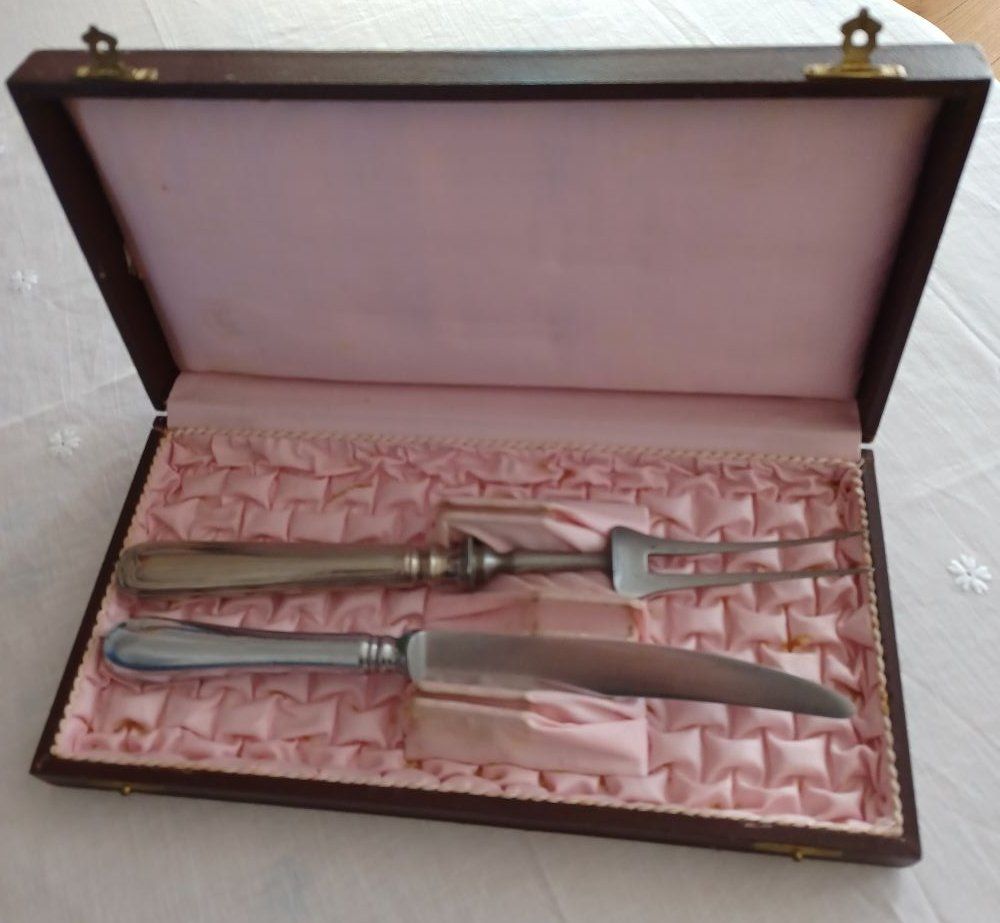 Set di posate: Tranchierbesteck in der Box – Usato da Basel venduto da frassi
