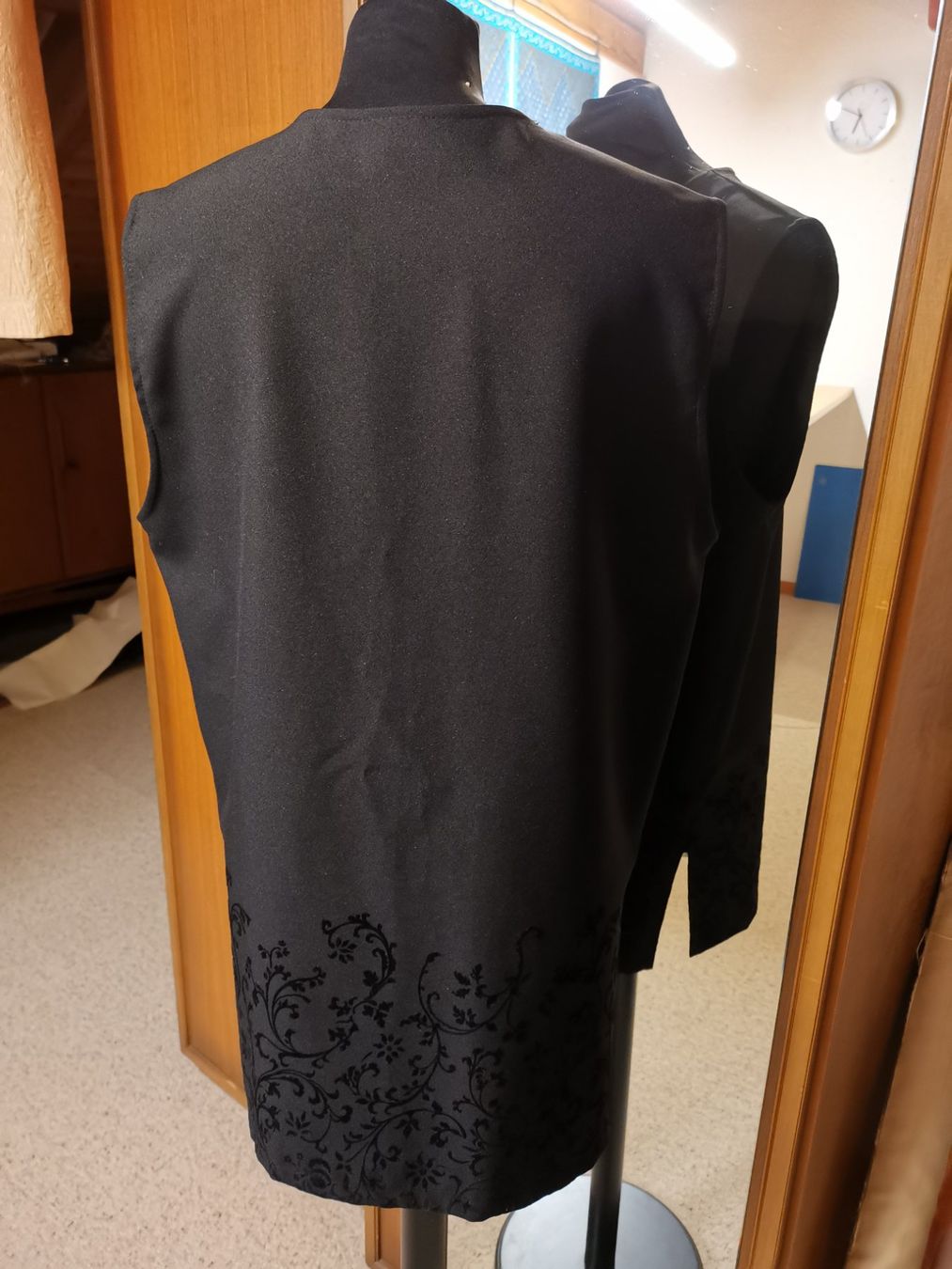 Gilet & Giacche senza maniche: Weste für Damen – Usato da Seuzach venduto da NaehdesignMirjam 2