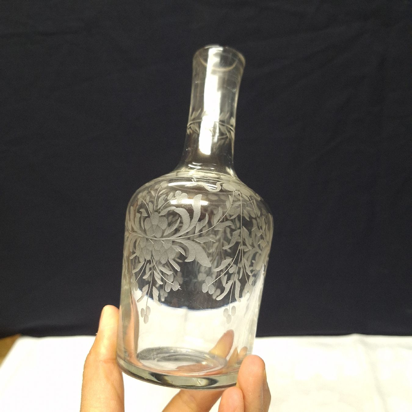 Caraffe: Versand möglich! Glaskaraffe,  Karaffe,  romantisches Muster – Usato da Winterthur venduto da Goldpipau 5