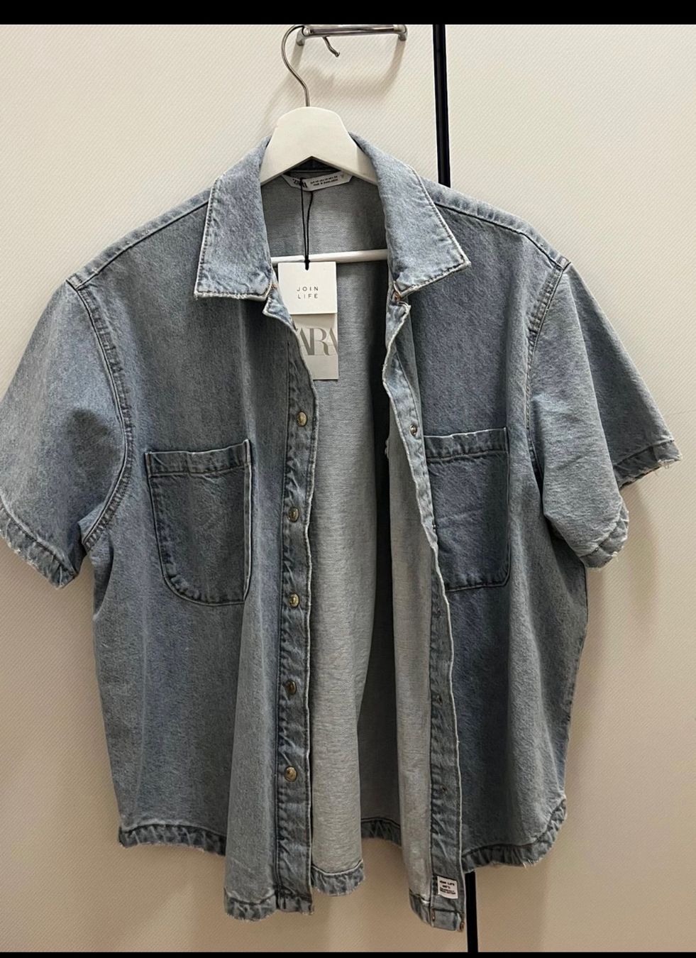 Zara Camicie: Beautiful shirt – Nuovo e nell'imballaggio originale da Opfikon venduto da ari_7yn2 7