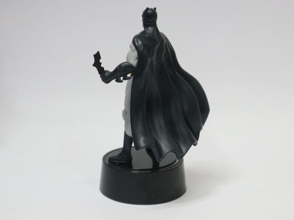Figuren: DC Batman Figur mit Led Bat inkl. Batt. – Neu und originalverpackt aus Eschenbach SG von Astalavista 3