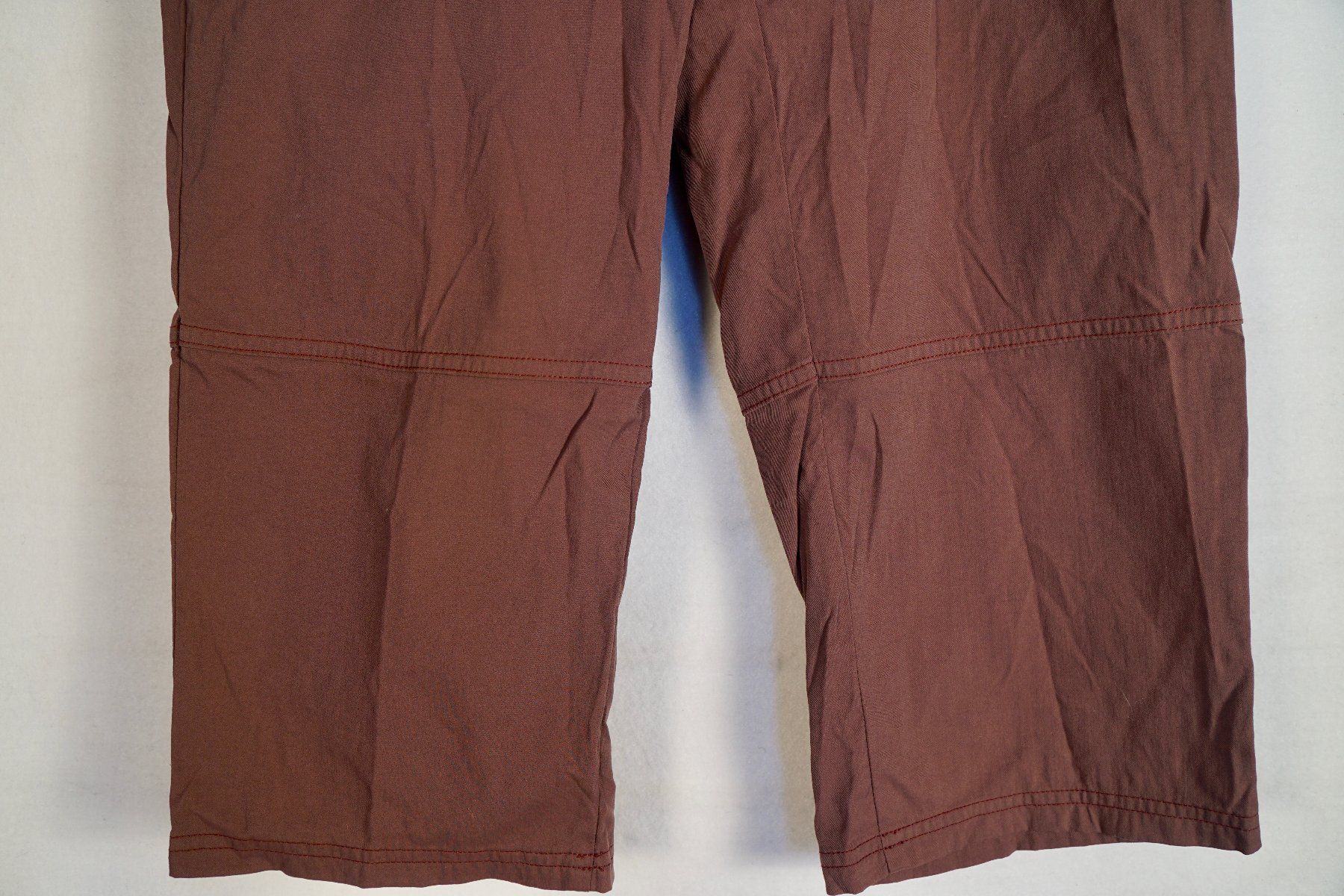 Pantaloni: AIGLE - Pantalon Léger - 38 – Usato da Haute-Nendaz venduto da Violette123 1