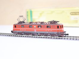 Minitrix SBB Ae 6/6 E-Lok schönes Modell 12968 - Kanton Vaud