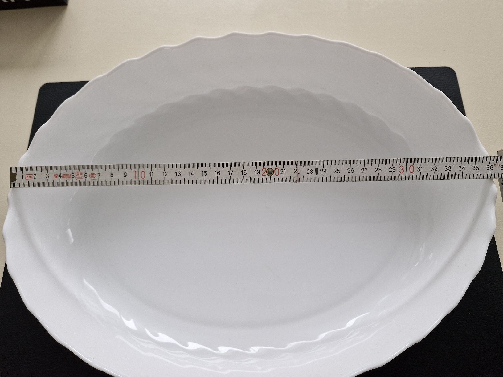 Schalen: Servier-Schüssel, weiss, 36,5cm auf 28,5 cm – Gebraucht aus Frauenfeld von Kasico 3
