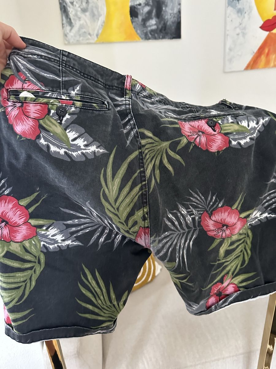 Pantaloni: Shorts – Usato da Zürich venduto da tom_8phz 1