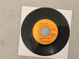 Willie Nelson Single - Bring Me Sunshine / Don't Say Love