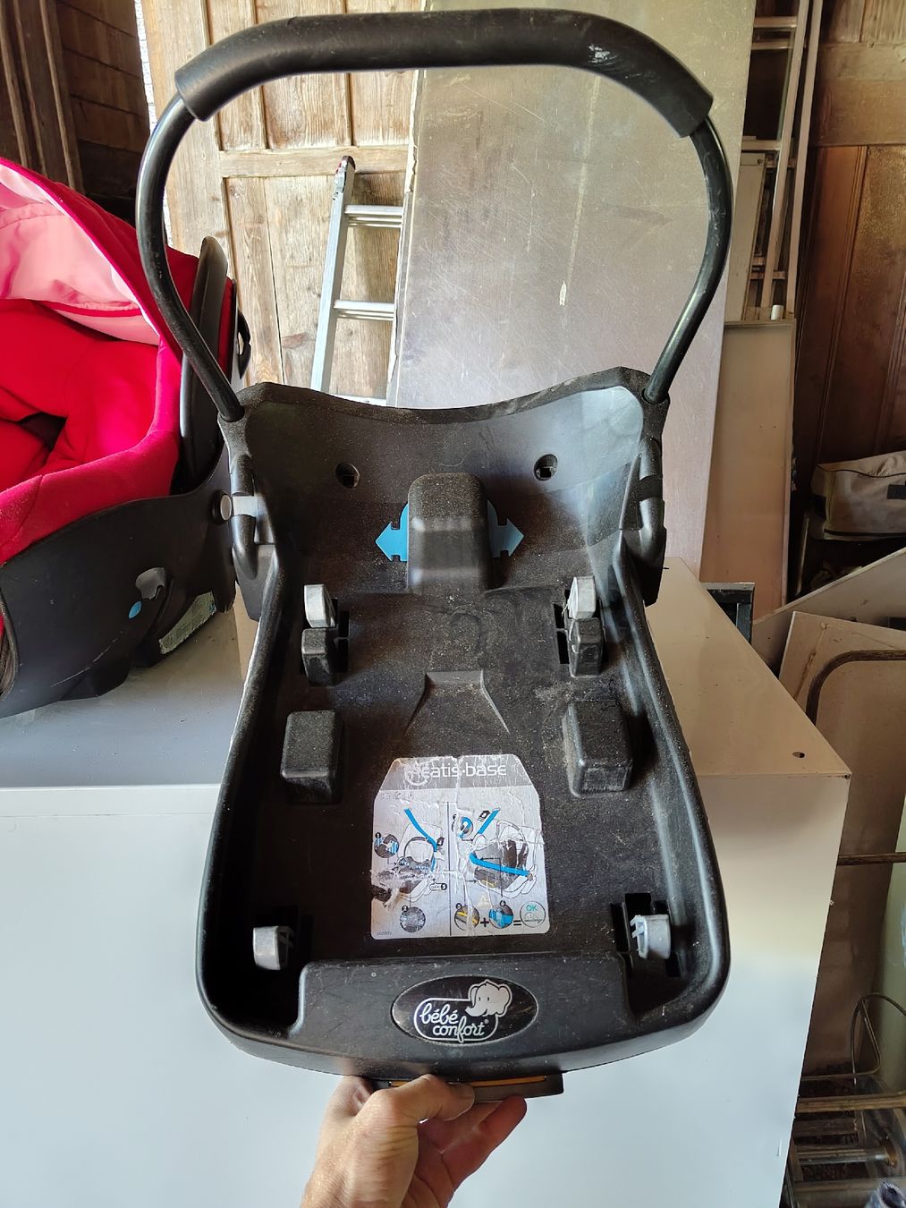 Sièges auto: Siège auto bébé Bébé Confort avec base  – D'occasion à Treyvaux par gro_79xt 3