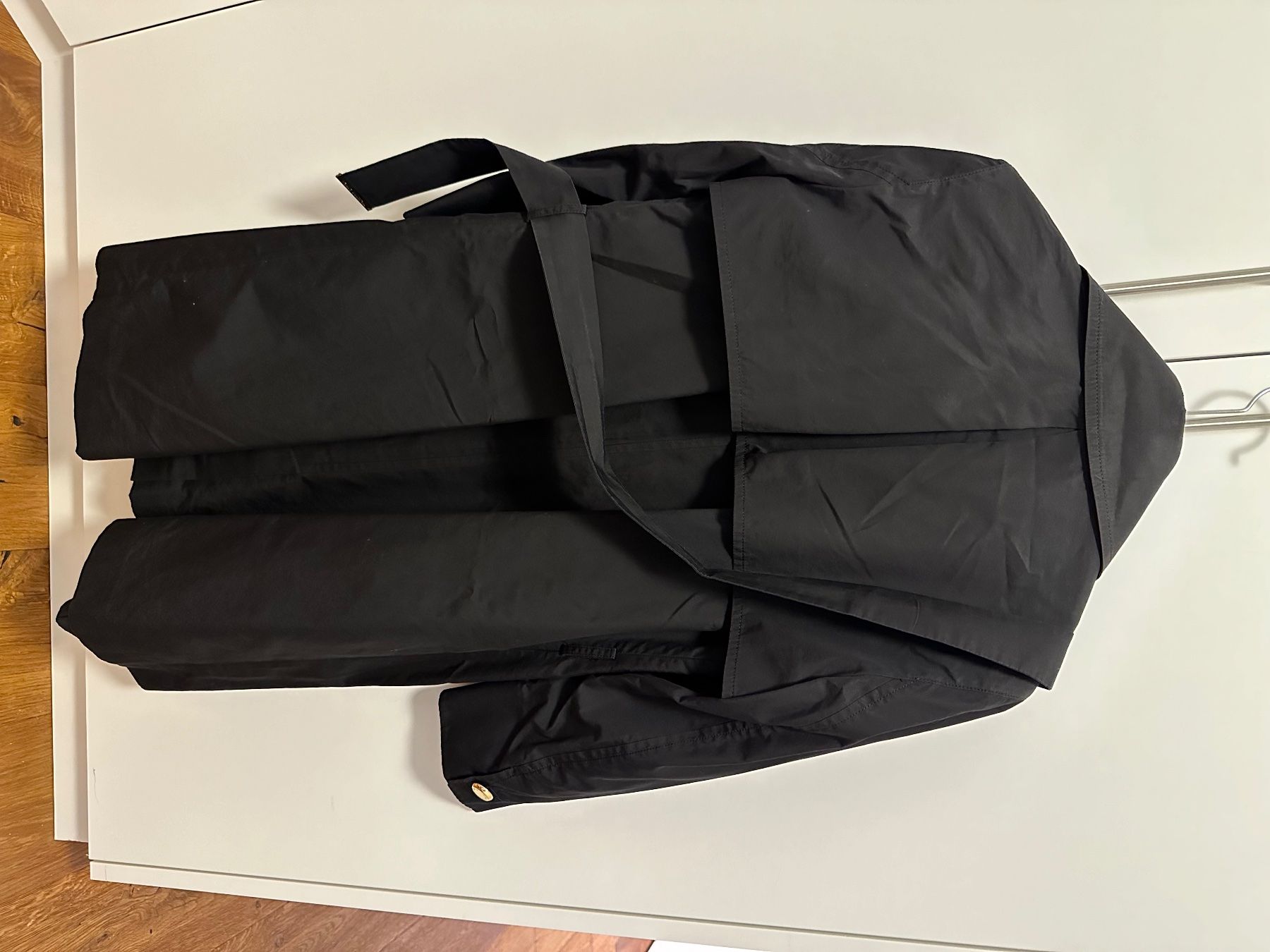 Louis Vuitton Cappotti: Louis Vuitton trench coat , size 36 – Usato da Küssnacht am Rigi venduto da hor_dpb7 5