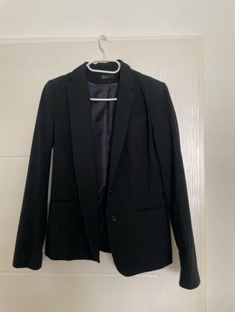 schwarzer Blazer