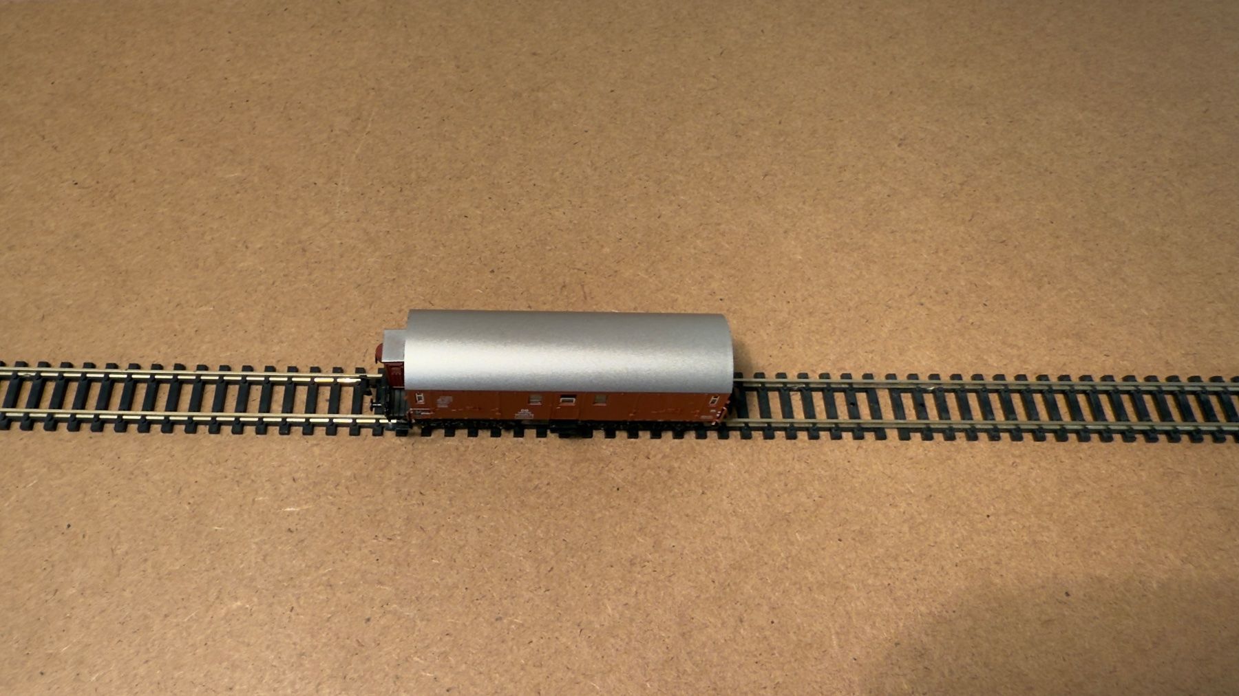 Fleischmann Modellini di ferrovie: Fleischmann DB Gepäckwagen Spur N – Usato da Schlieren venduto da rat_lq6b 8