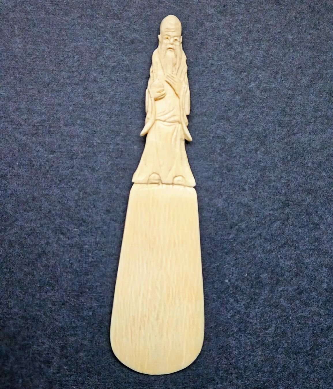 Skulpturen & Statuen: Chinesischer Schuhhorn um 1900 – Gebraucht aus Lugano von Numisartes 2