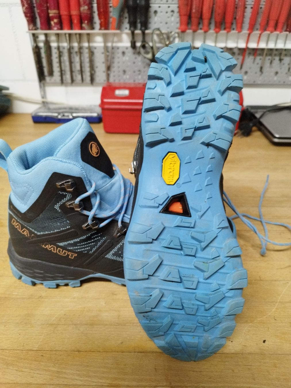 Mammut Scarpe da donna: MAMMUT Wanderschuhe Gr.40 – Nuovo (secondo la descrizione) da Sulz AG venduto da Marcello62 1
