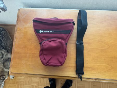 Tamrac Kamera Tasche rot mit Gurt sehr guter Zustand
