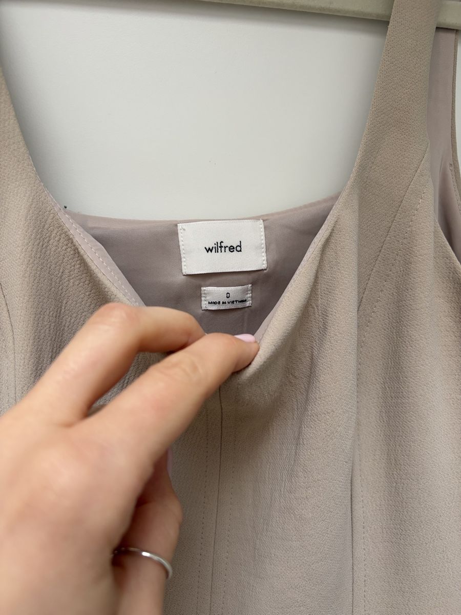 Aritzia Vestiti: Kleid, beige - wilfred (aritzia) – Nuovo (secondo la descrizione) da Zürich venduto da Halloumi8003 3