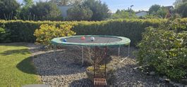 Superfun Trampolin - Ideal für den Sommer! Durchmesser 4.2m