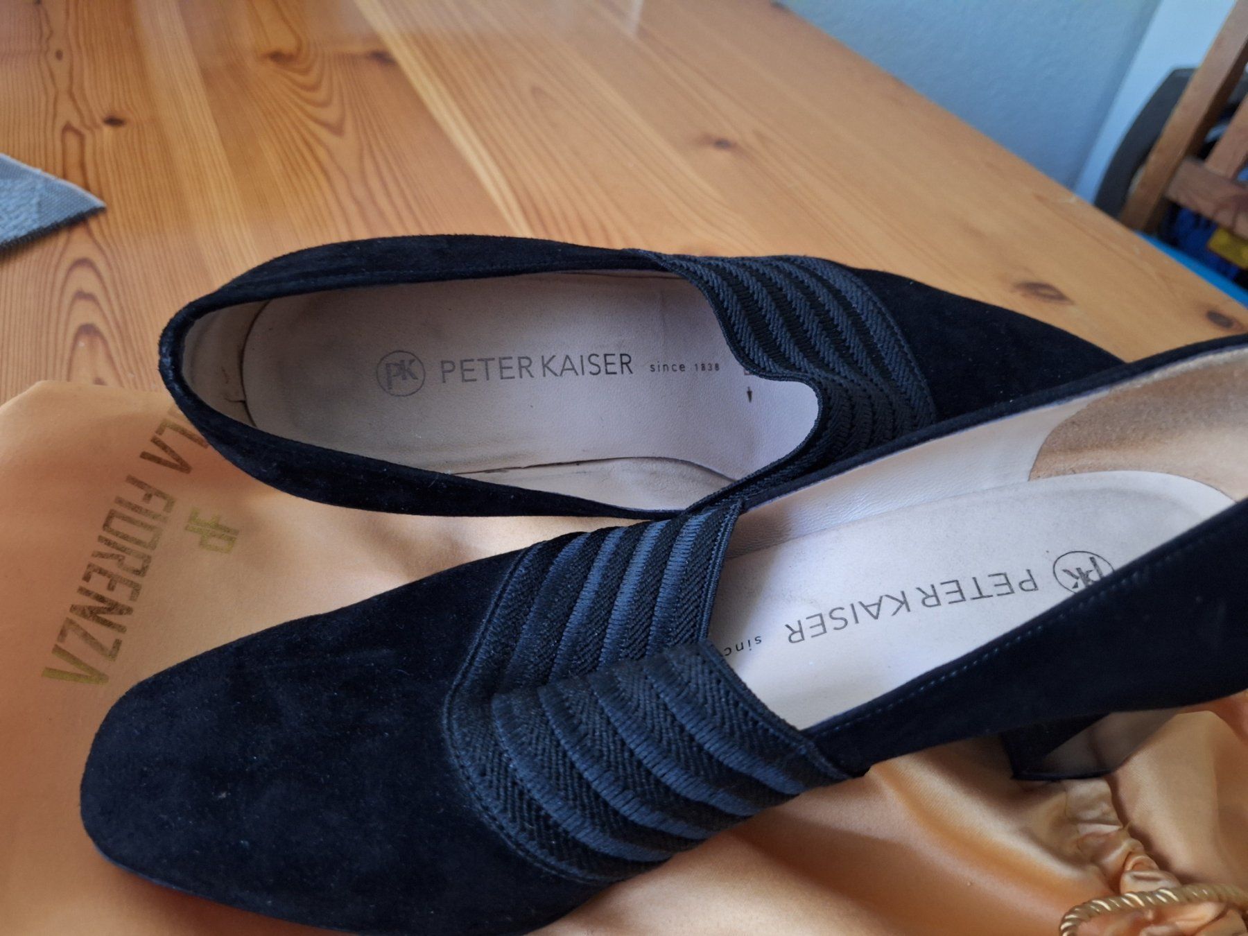 Kaiser Scarpe da donna: Escarpins noirs Peter Kaiser en daim, taille 38 – Usato da Kloten venduto da flo_r5hm 6